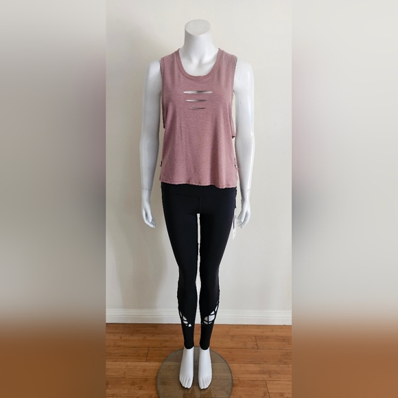 Cut It Out Crop Tank - Picture 2 of 10